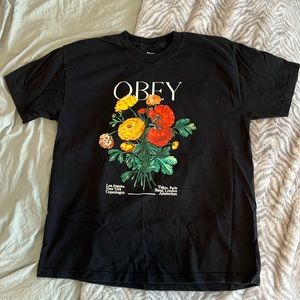 OBEY t shirt